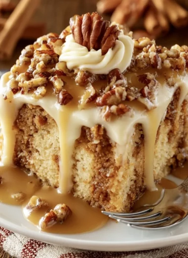 Delightful Butter Pecan Praline Poke Cake Recipe